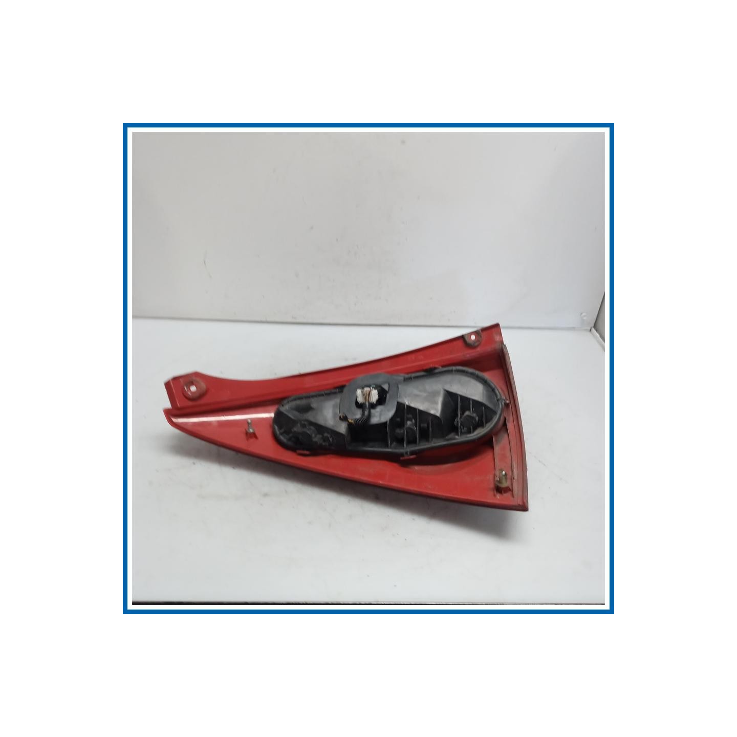 Fanale post. dx. PEUGEOT 107 (06/05>)