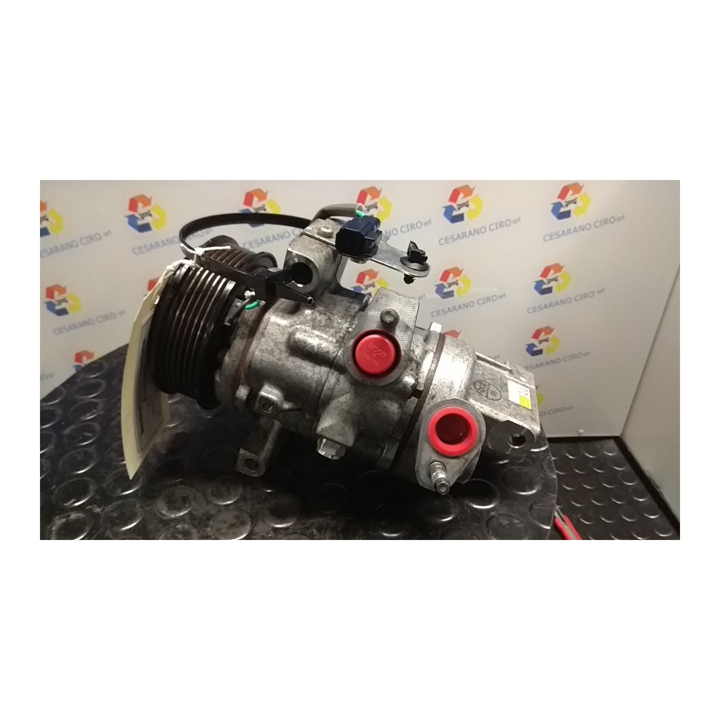 COMPRESSORE A/C 045 FORD FIESTA (CE1) (04/17-) XUJG 2112668