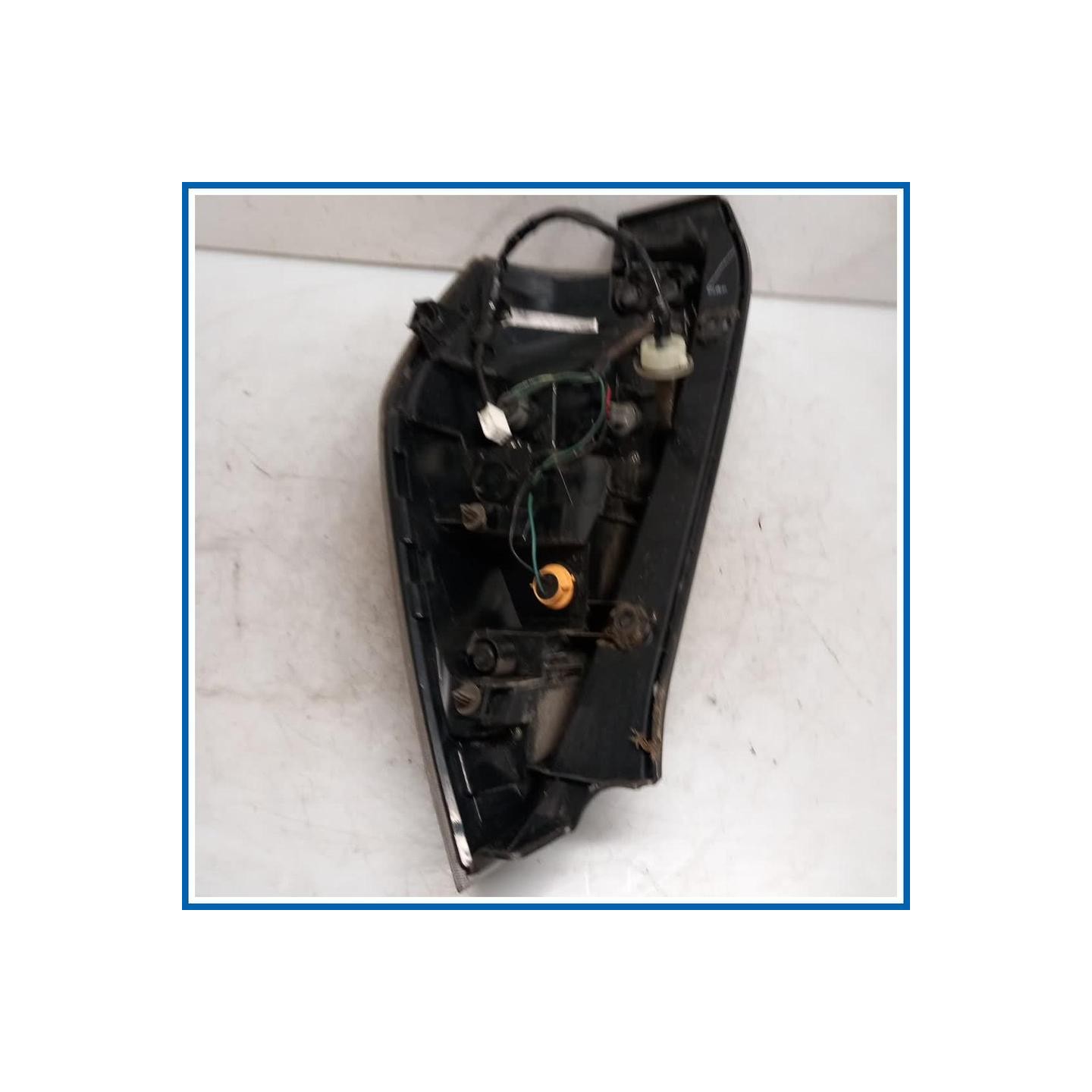 Fanale post. sx. MAZDA 5 II