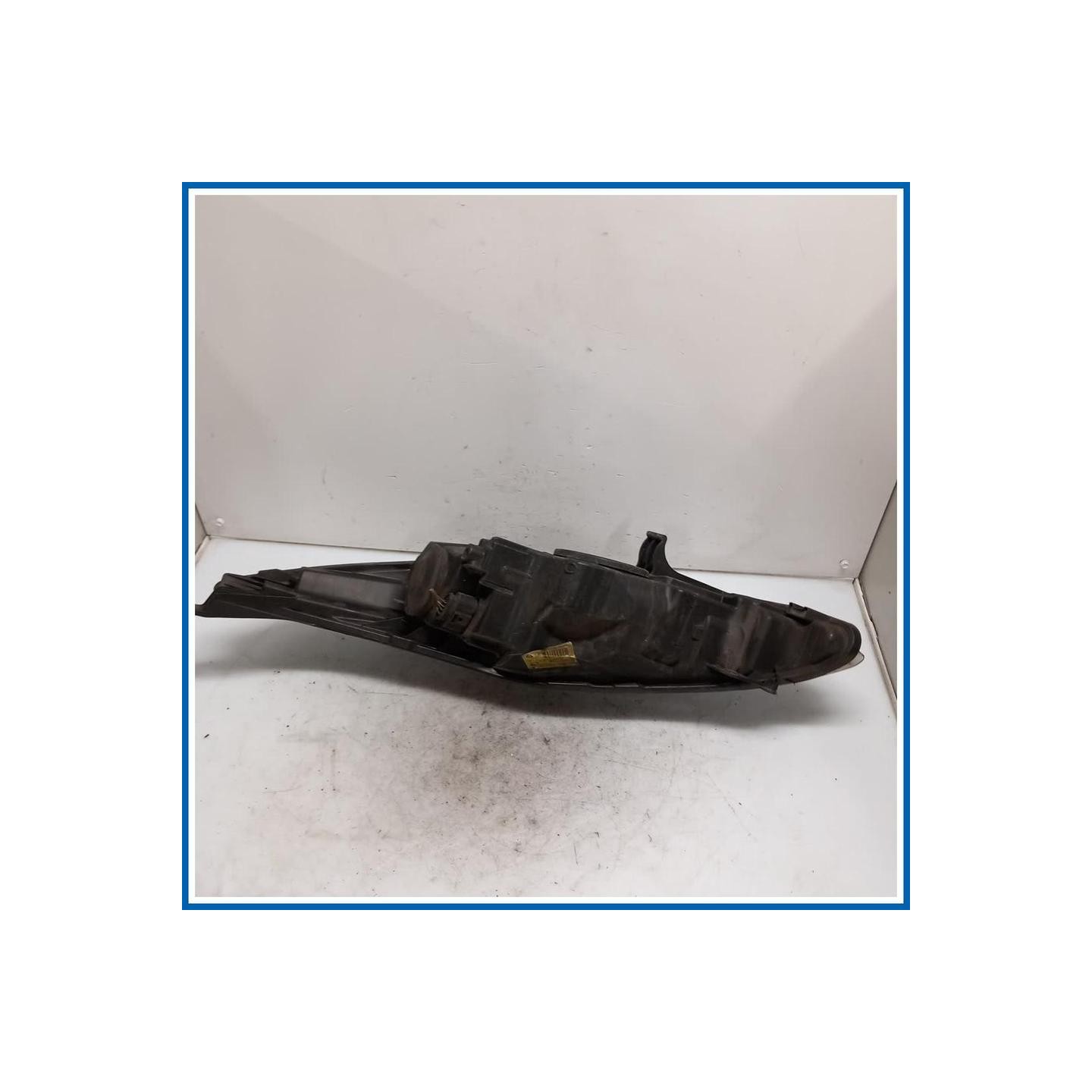 Proiettore ant. dx. FORD Fiesta VI