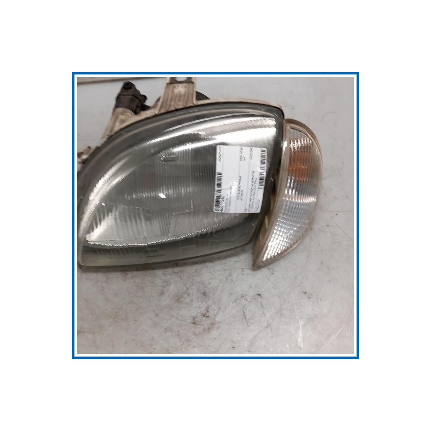 Proiettore ant. sx. FIAT Seicento