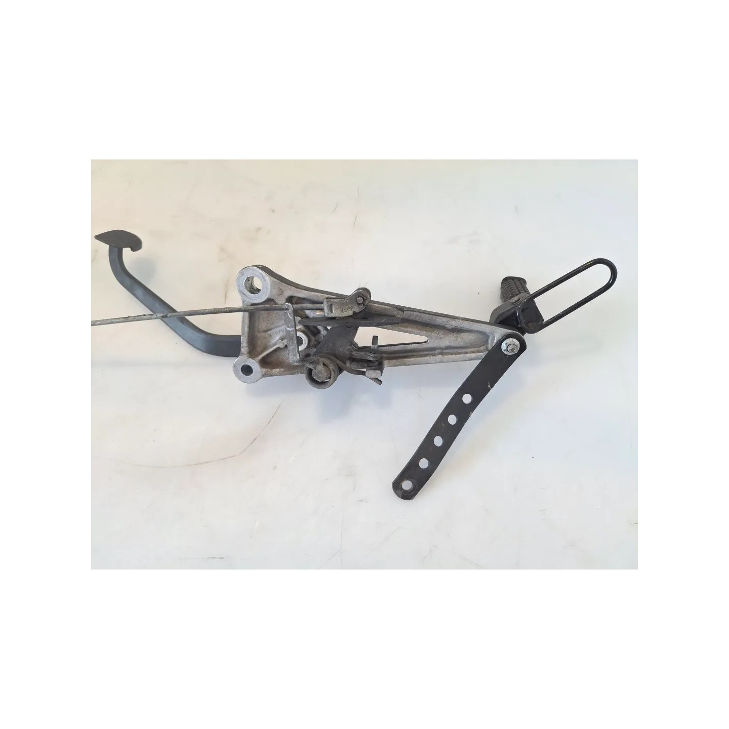 Piastra attacco pedana appoggiapiedi anteriore e posteriore Honda CB 250 CB 250 Cafe Racer Destro