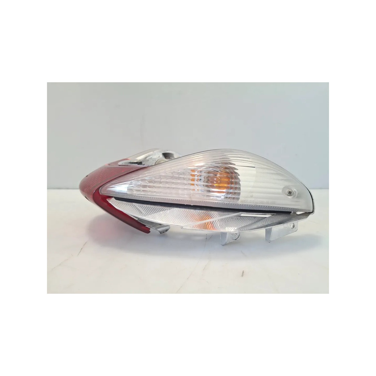 Fanale posteriore Honda SH 300 (E3) (10-) SH 300 