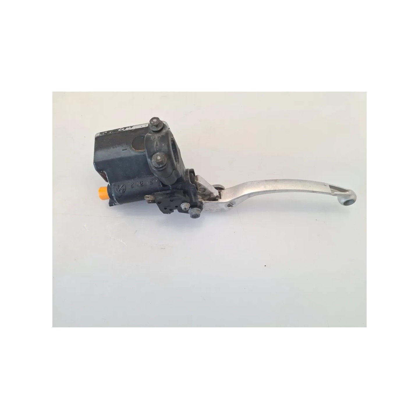 Pompa con serbatoio liquido freni anteriore Suzuki AN Burgman 650 (E2) AN Burgman 650 