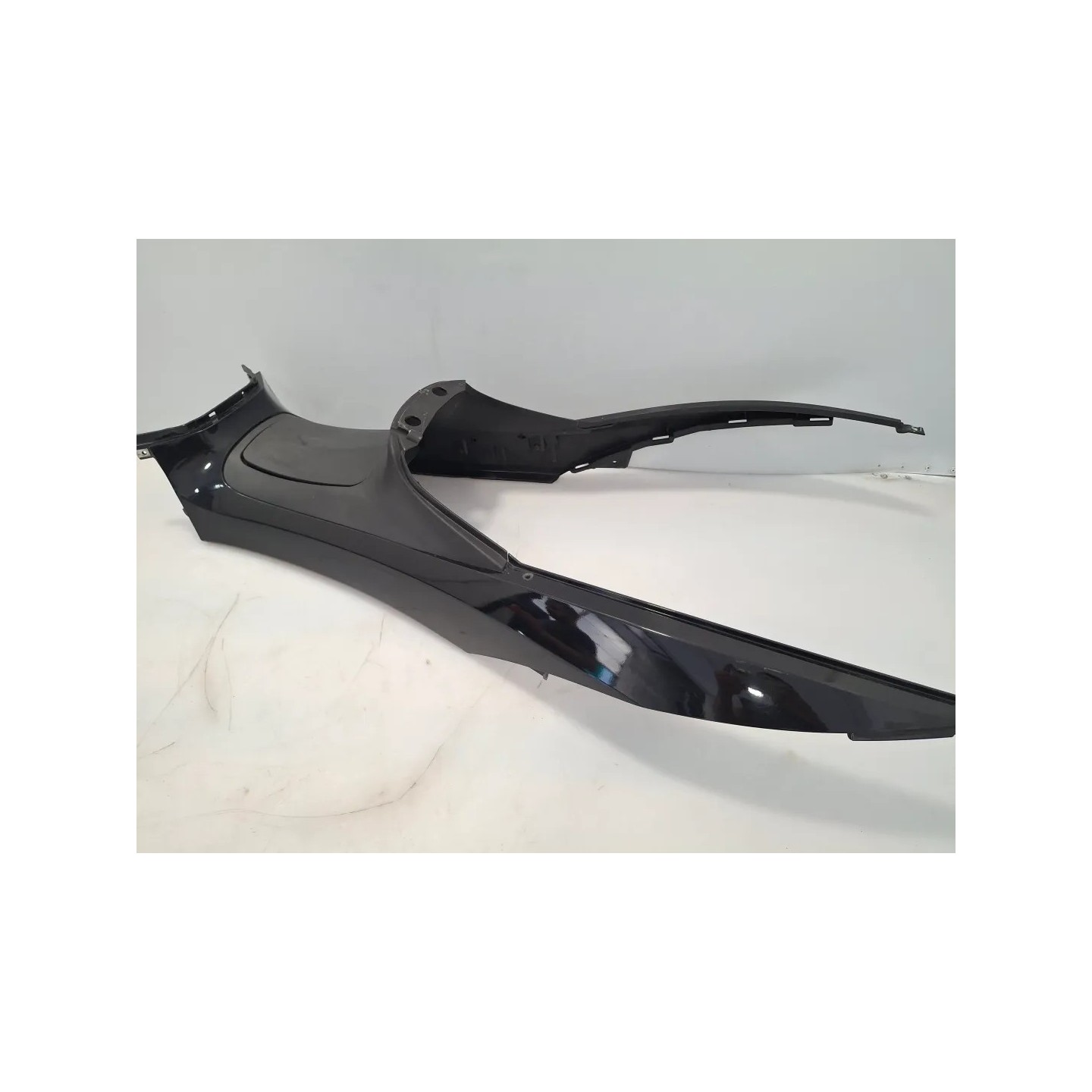 Carenatura tunnel centrale Piaggio MP3 300 (14-21) MP3 300 LT ABS