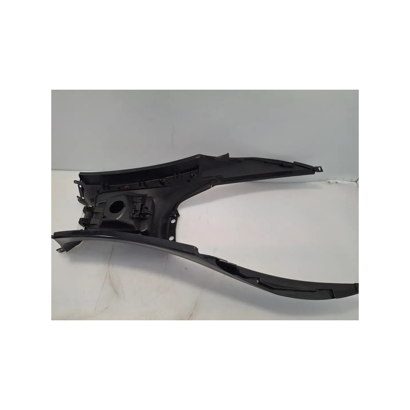 Carenatura tunnel centrale Piaggio MP3 300 (14-21) MP3 300 LT ABS 
