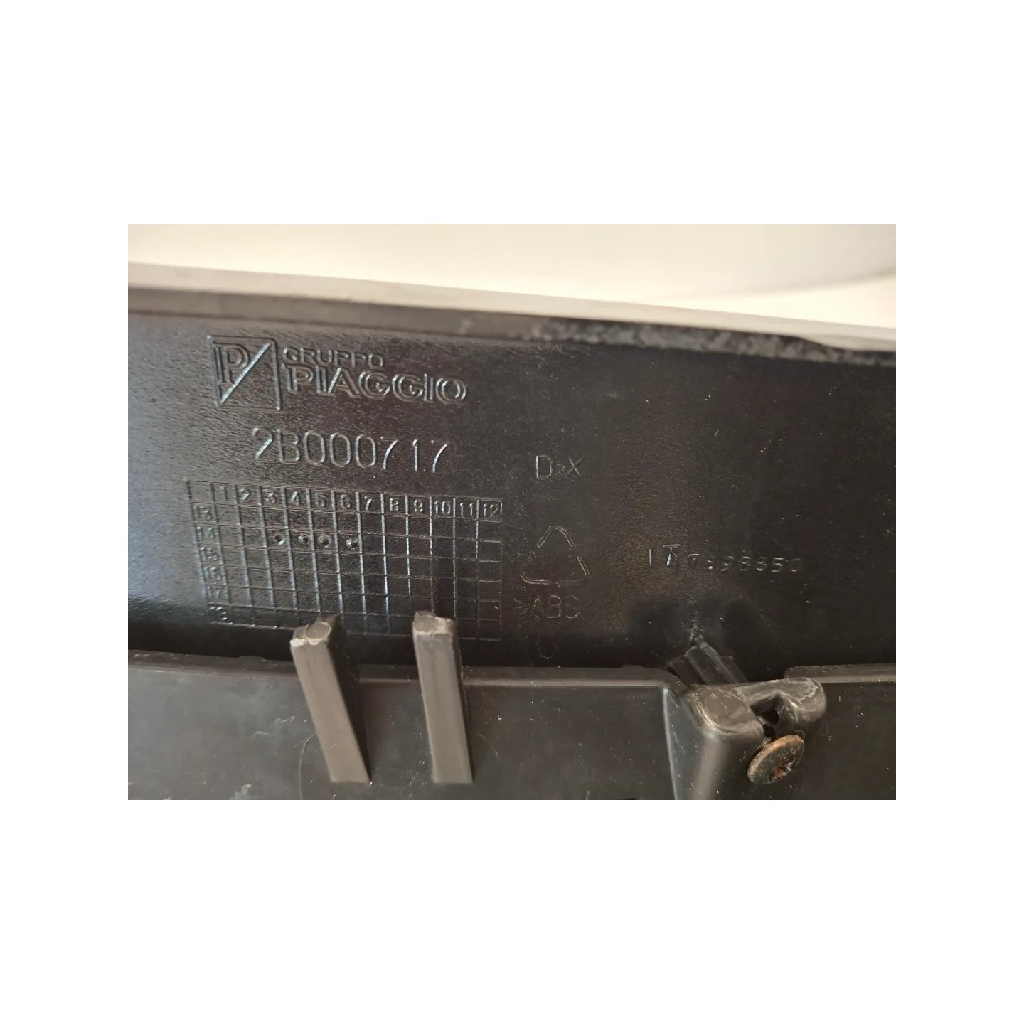 Carenatura tunnel centrale Piaggio MP3 300 (14-21) MP3 300 LT ABS 