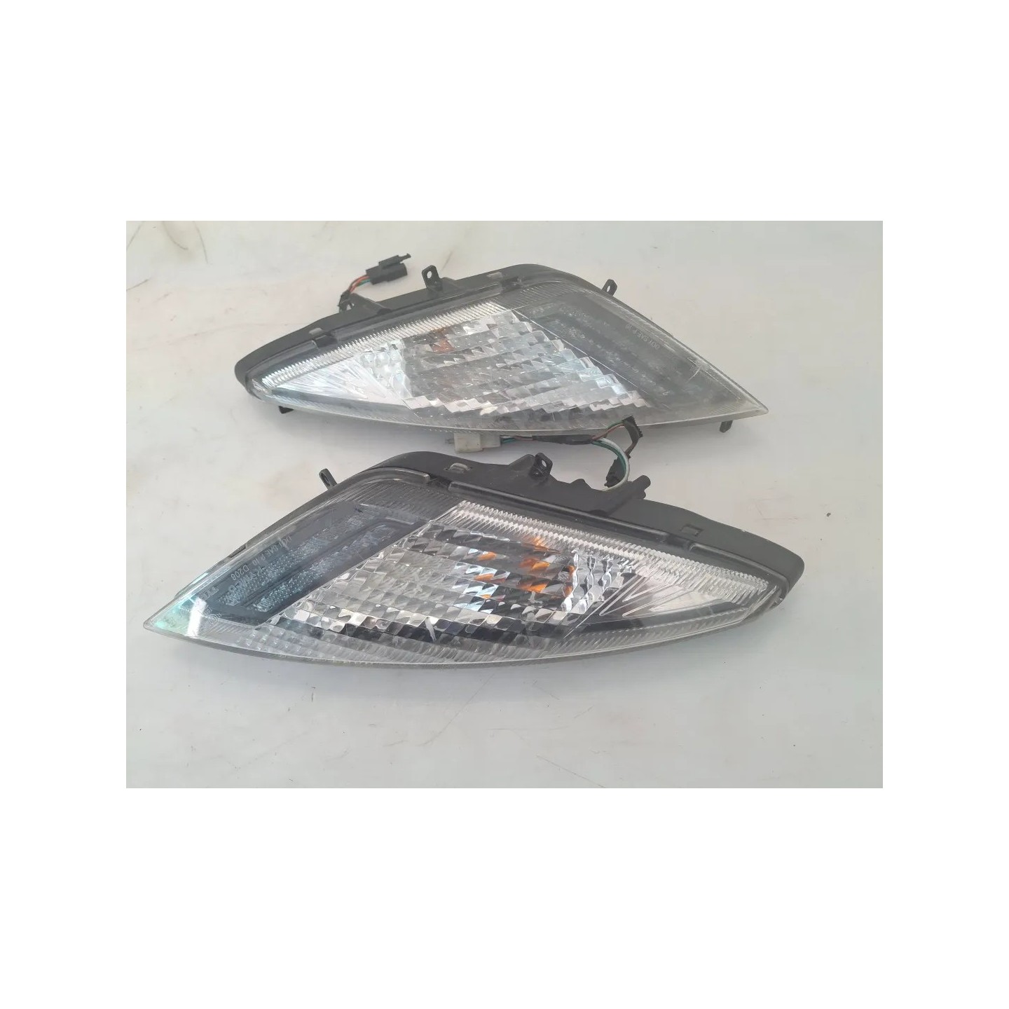 Indicatore direzione anteriore Kymco People 300 GTi (E3) People 300 Gti ABS 
