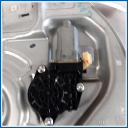 Alzacristallo porta ant. sx. HYUNDAI Tucson I