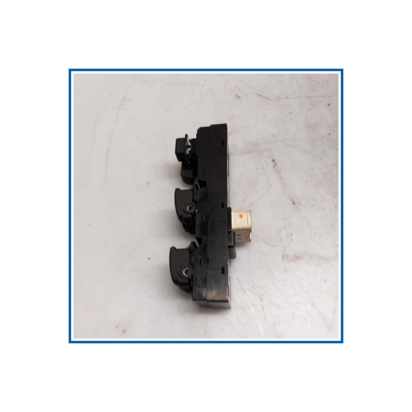 Interruttore alzacristalli ant. sx. HYUNDAI Tucson I