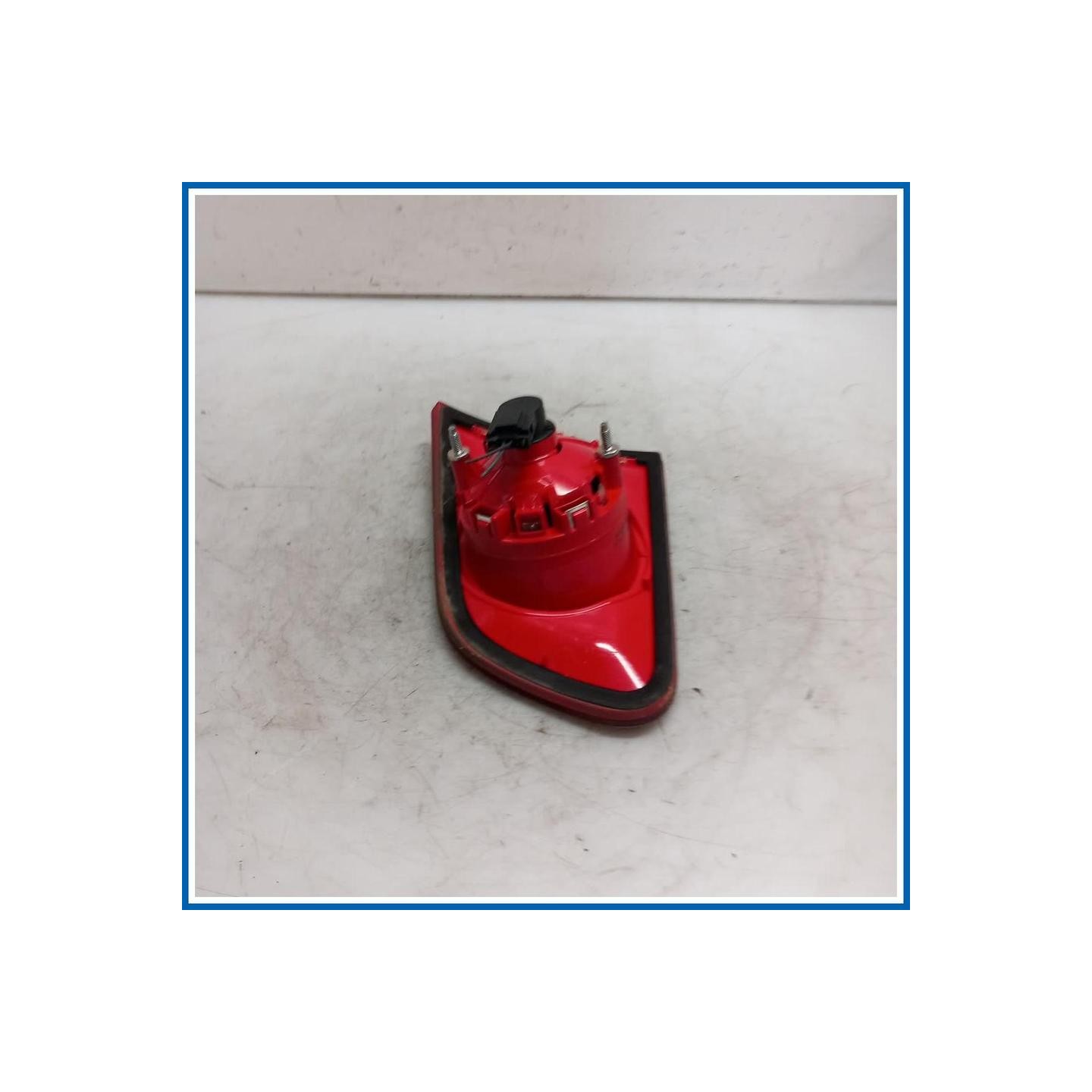 Fanale int. post. sx. VOLKSWAGEN Passat V Variant