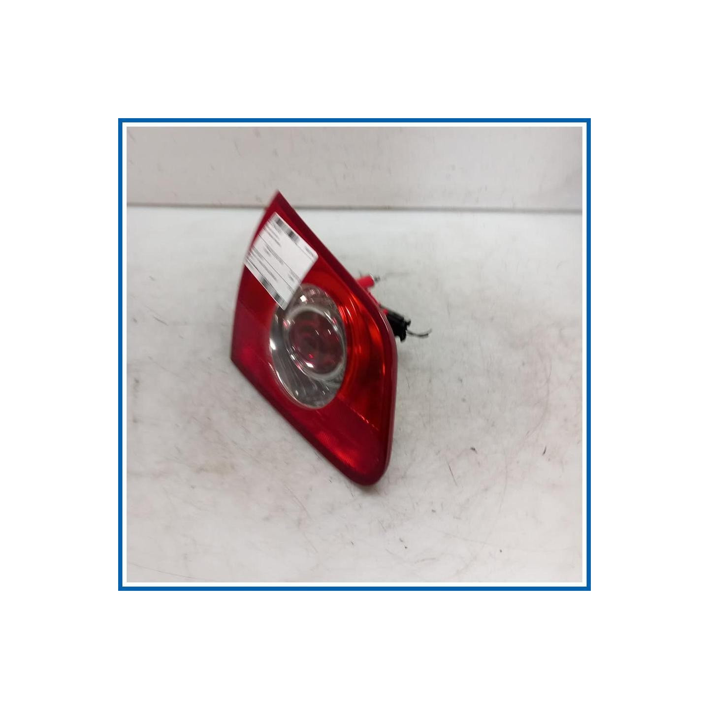Fanale int. post. sx. VOLKSWAGEN Passat V Variant