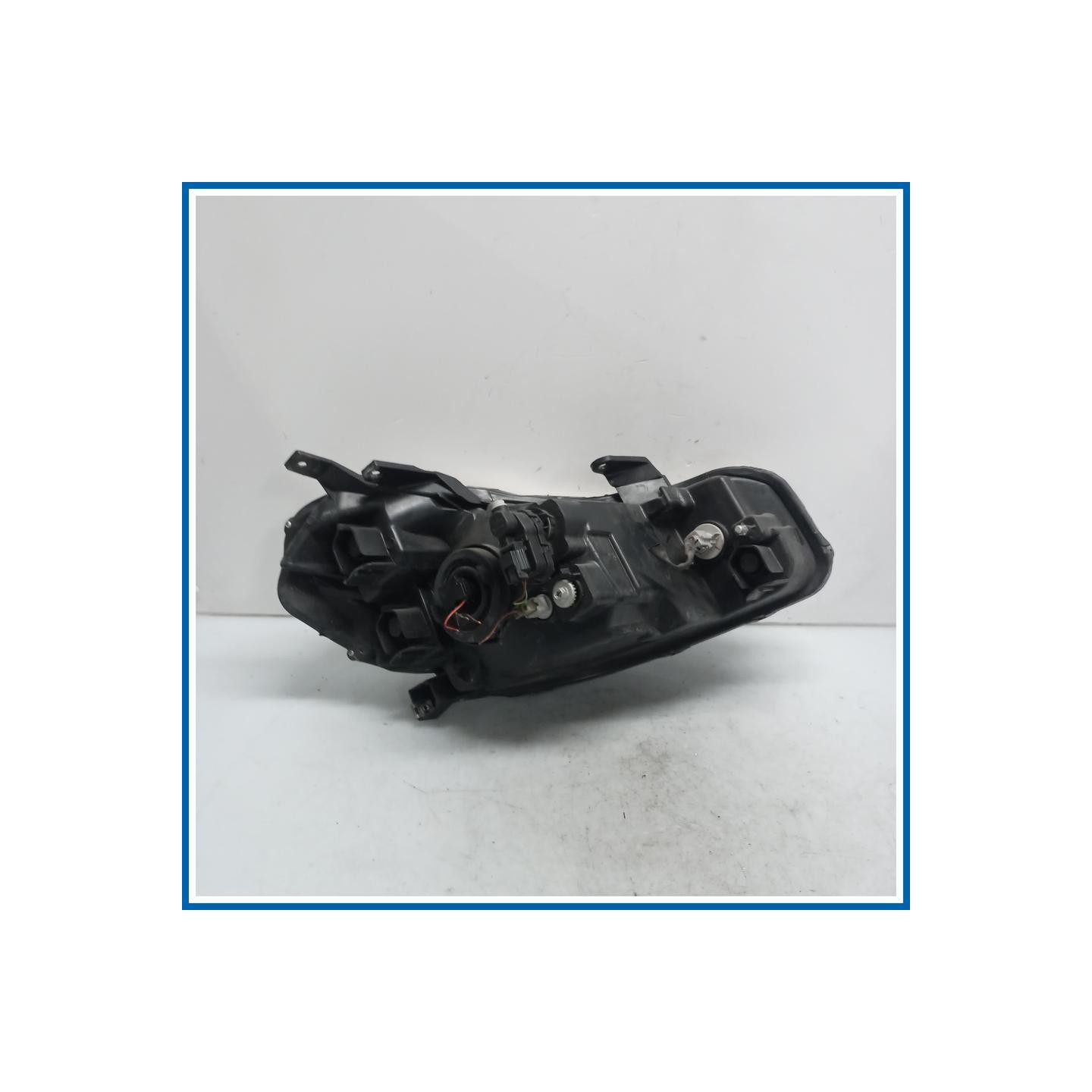 Proiettore ant. sx. FIAT Sedici