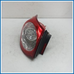 Fanale est. post. sx. VOLKSWAGEN Passat V Variant