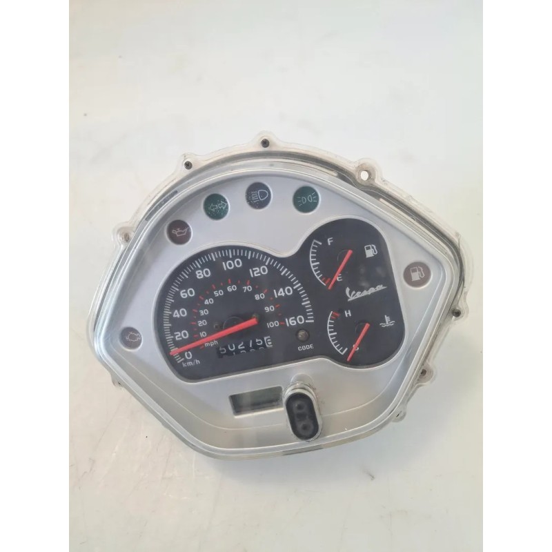 Strumentazione completo Piaggio Vespa 300 GTS Super (E3) Vespa 300 GTS Super Sport 