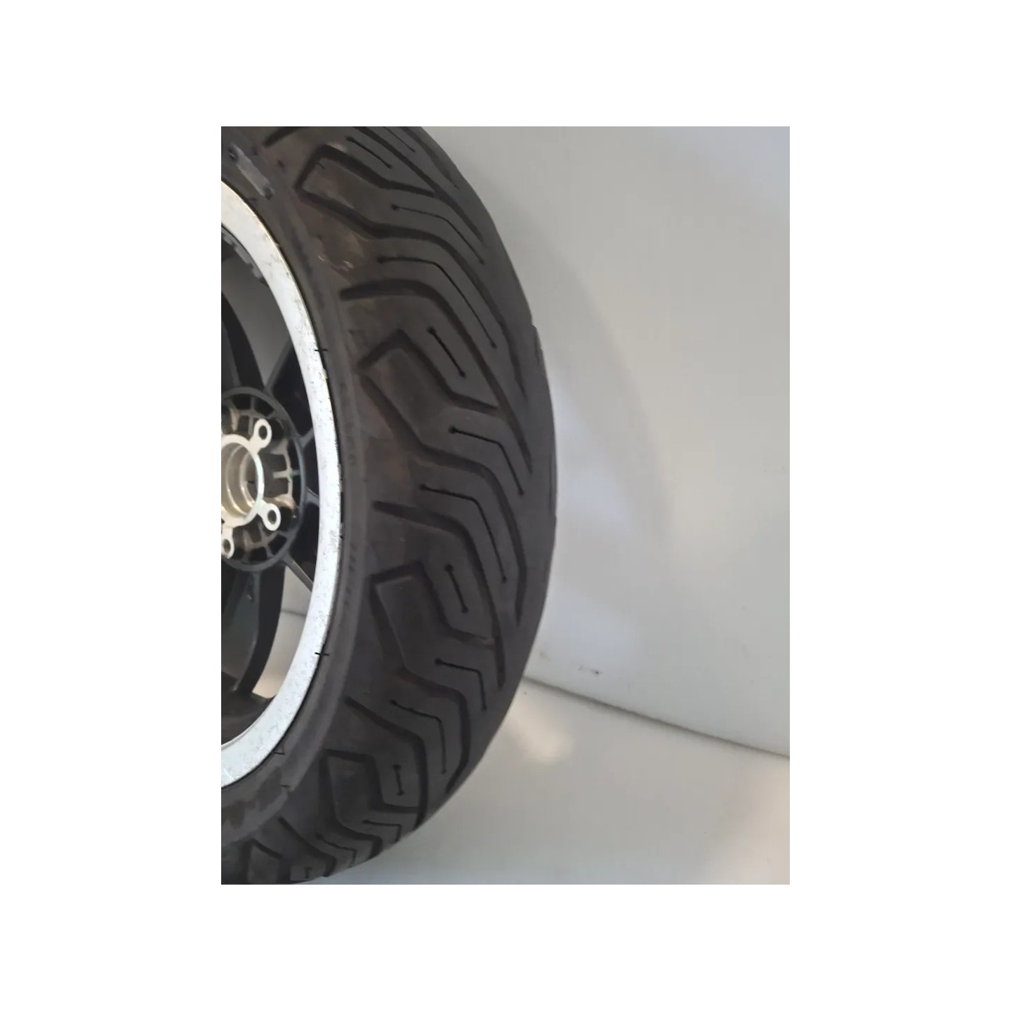 Cerchio ruota anteriore Piaggio Vespa 300 GTS Super (E3) Vespa 300 GTS Super Sport 