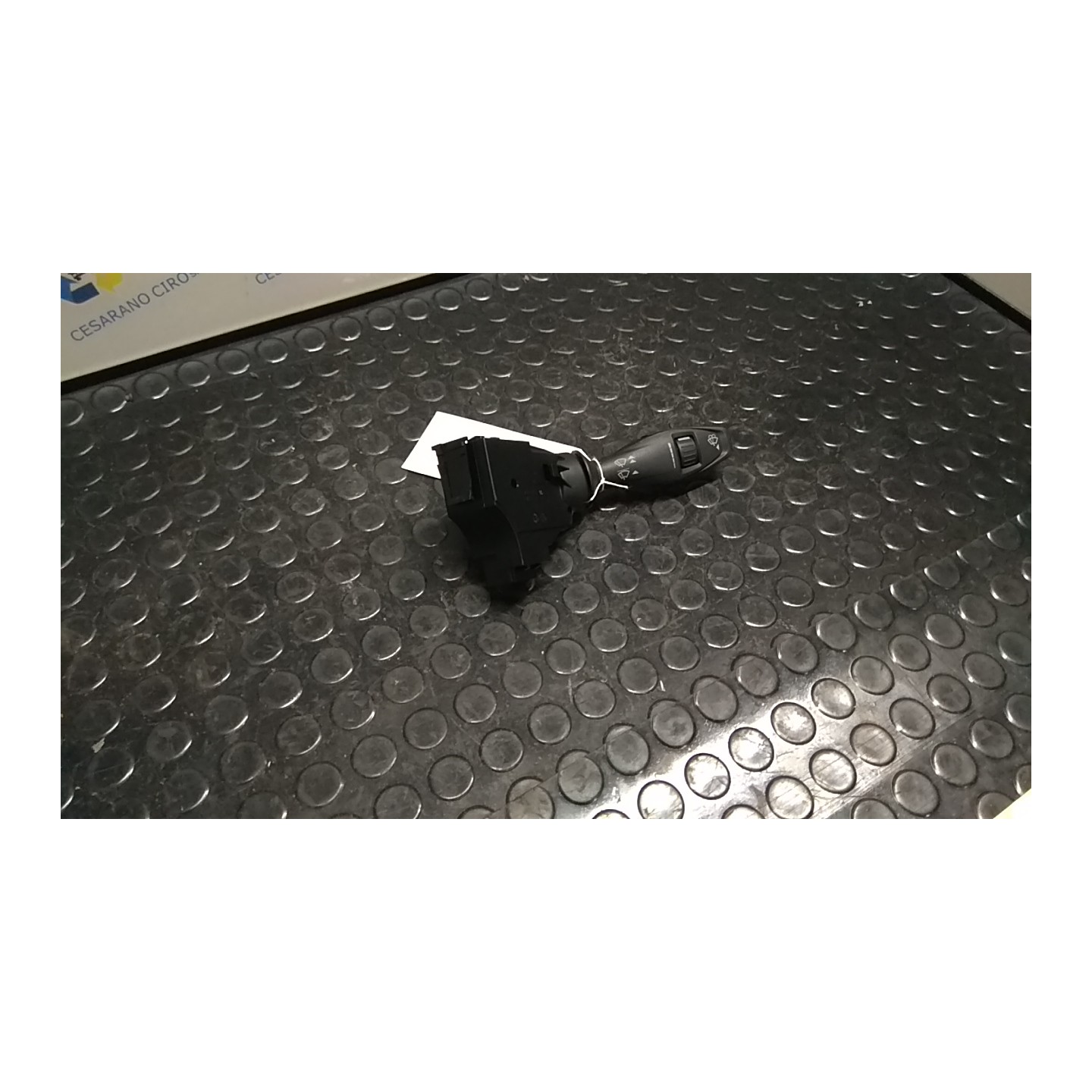 BLOCCO COMANDI TERGICRISTALLI 048 FORD FIESTA (CB1) (09/08-10/13) SNJA 1537625