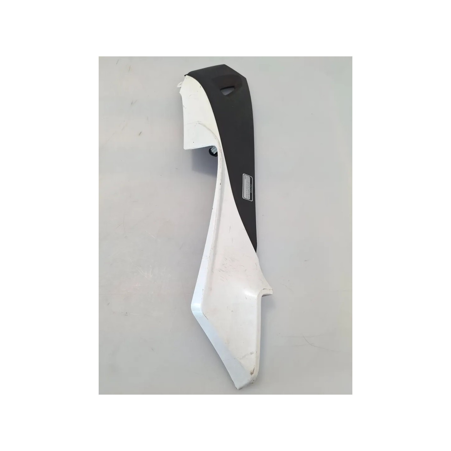 Carenatura fianco posteriore inferiore Kymco Agility 125 R16+ (E3) Agility 125 R16+ Sinistro
