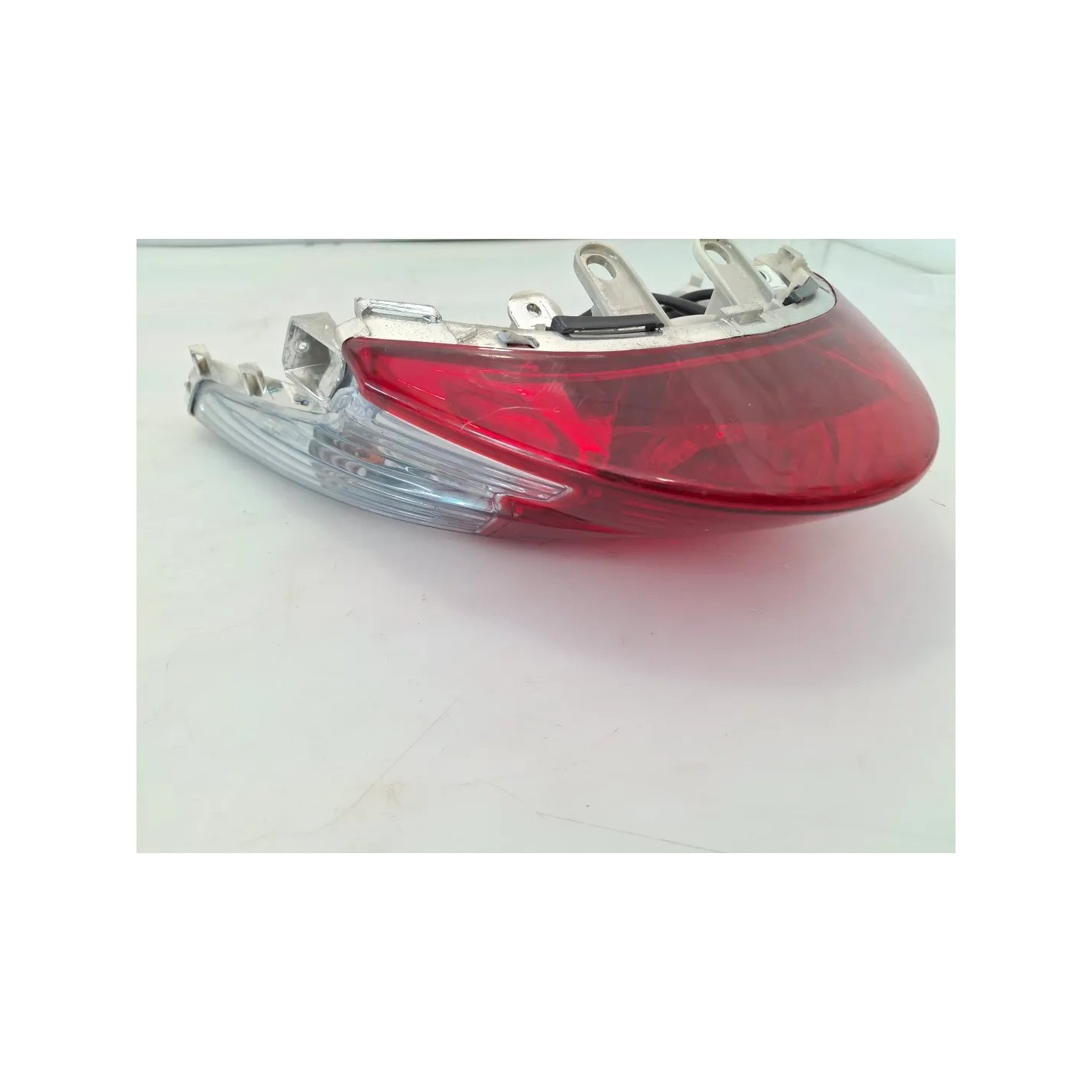Fanale posteriore Kymco Agility 125 R16+ (E3) Agility 125 R16+ 