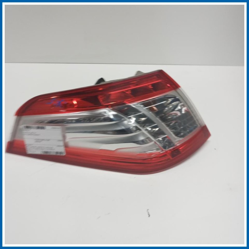 Fanale est. post. sx. PEUGEOT 508 I SW