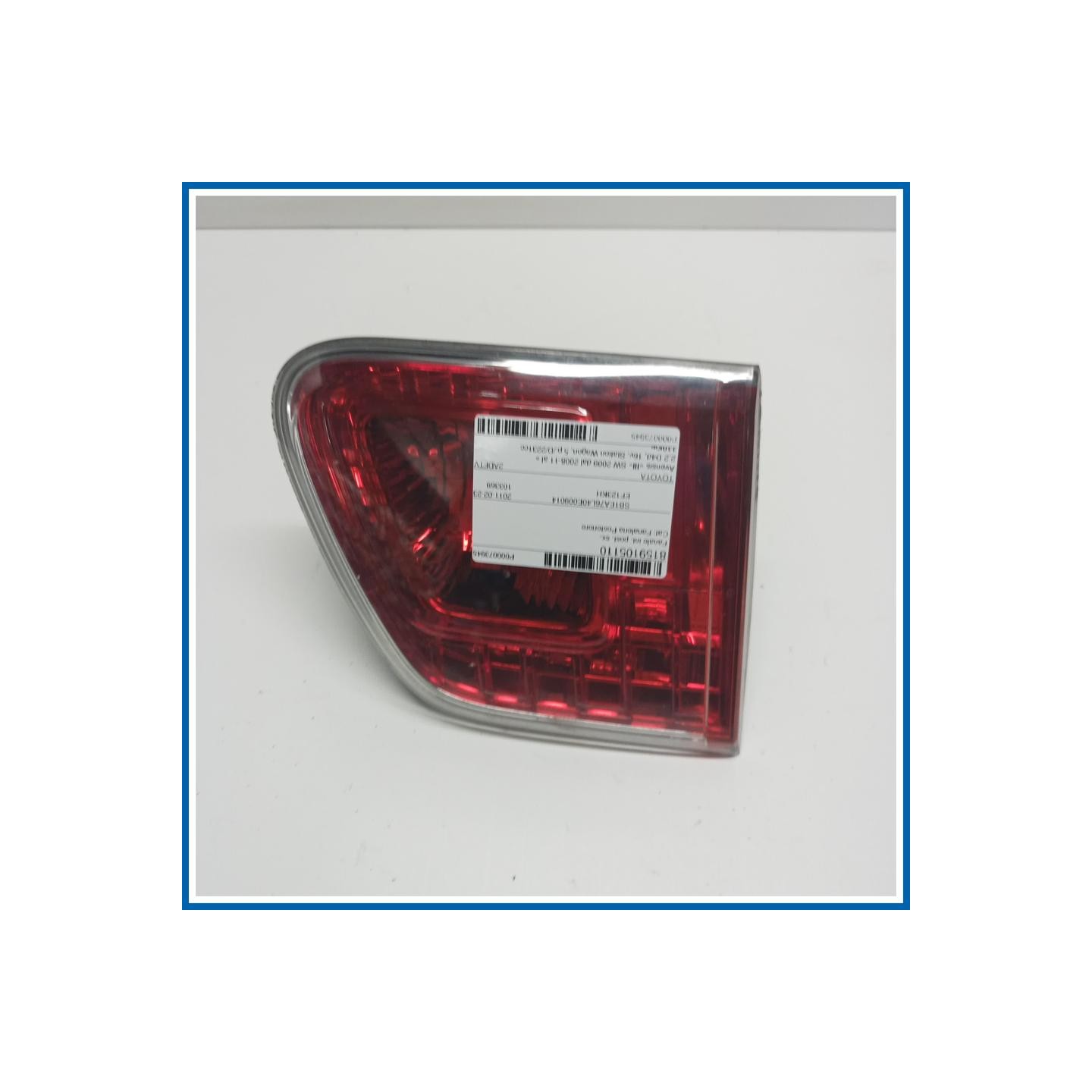 Fanale int. post. sx. TOYOTA Avensis III SW