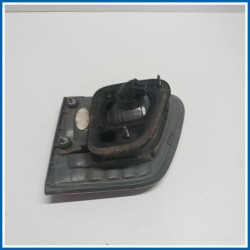 Fanale int. post. sx. TOYOTA Avensis III SW