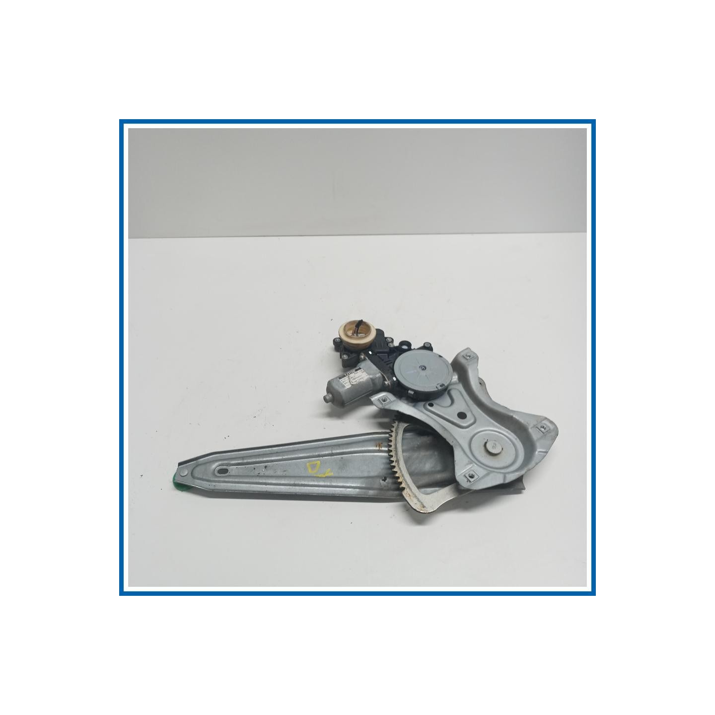 Alzacristallo porta post. dx. TOYOTA Avensis III SW