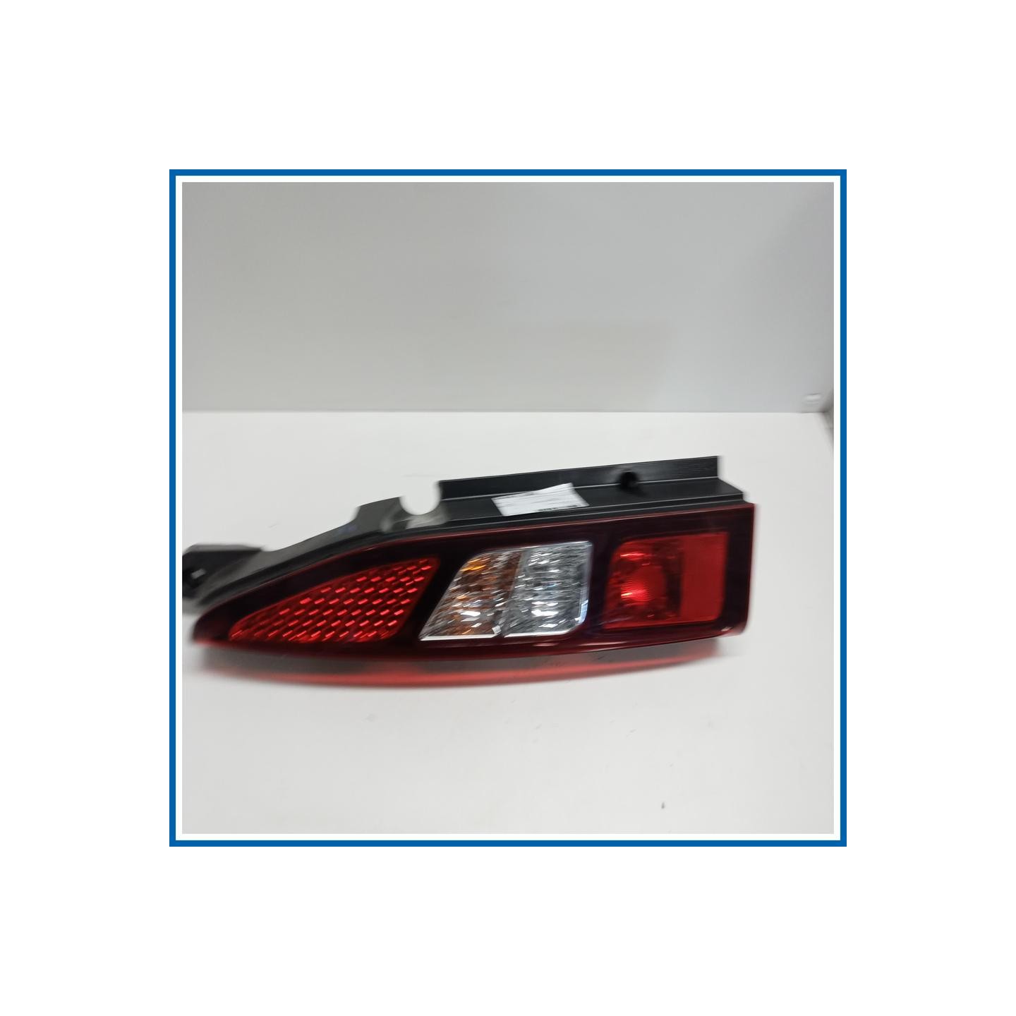Fanale post. sx. PEUGEOT Partner (Ranch) III