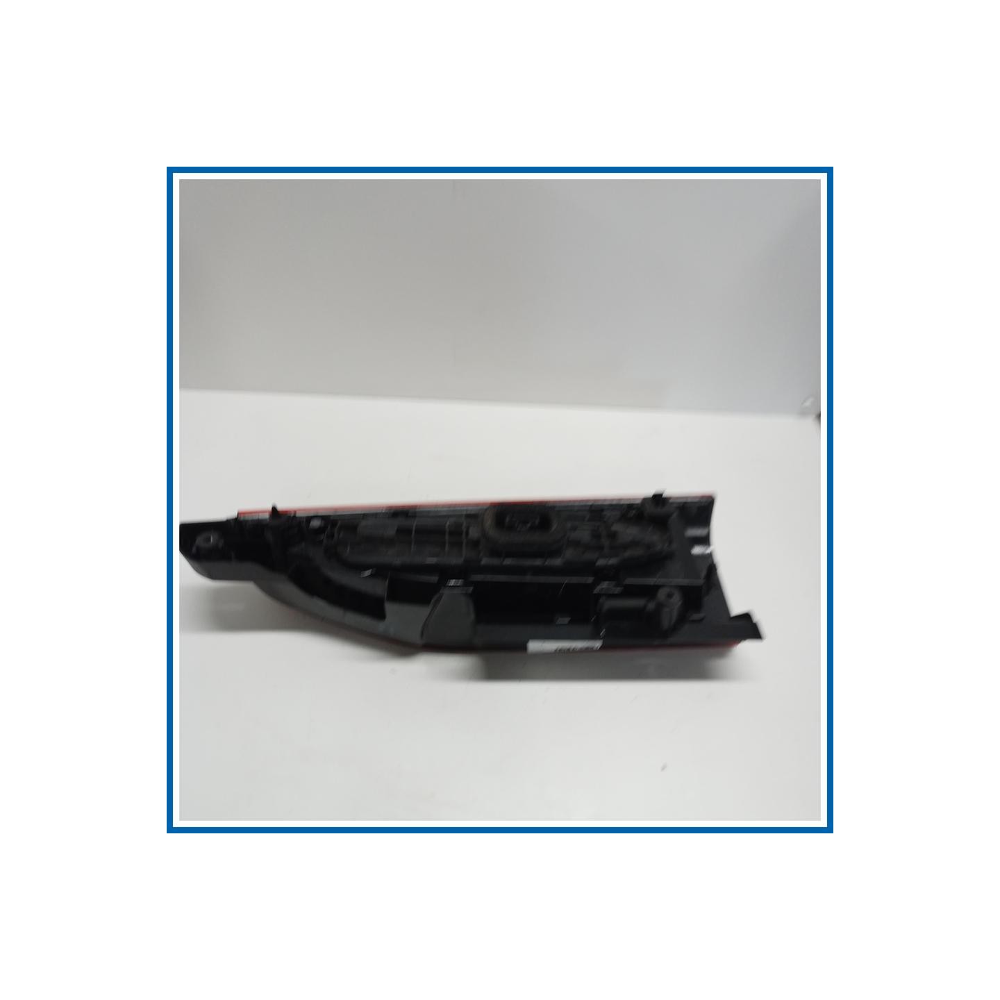 Fanale post. sx. PEUGEOT Partner (Ranch) III