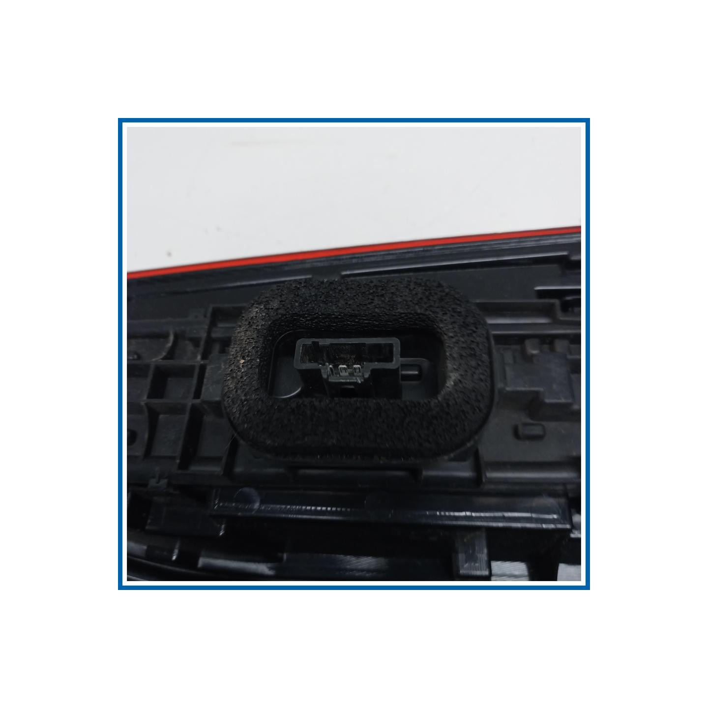 Fanale post. sx. PEUGEOT Partner (Ranch) III
