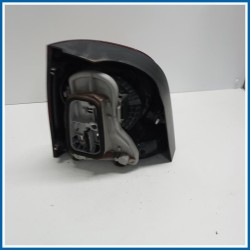 Fanale post. dx. VOLKSWAGEN Polo V