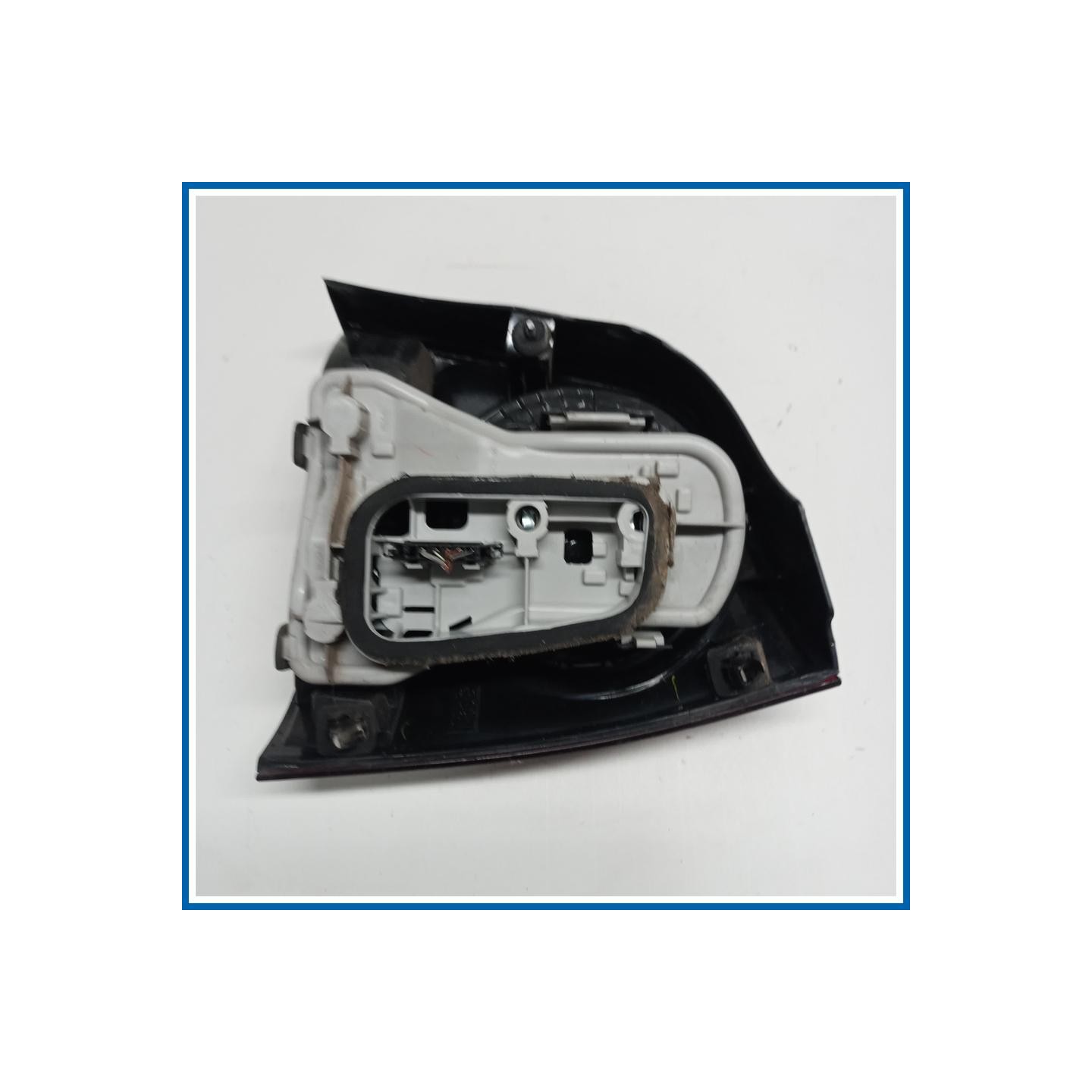 Fanale post. sx. VOLKSWAGEN Polo V