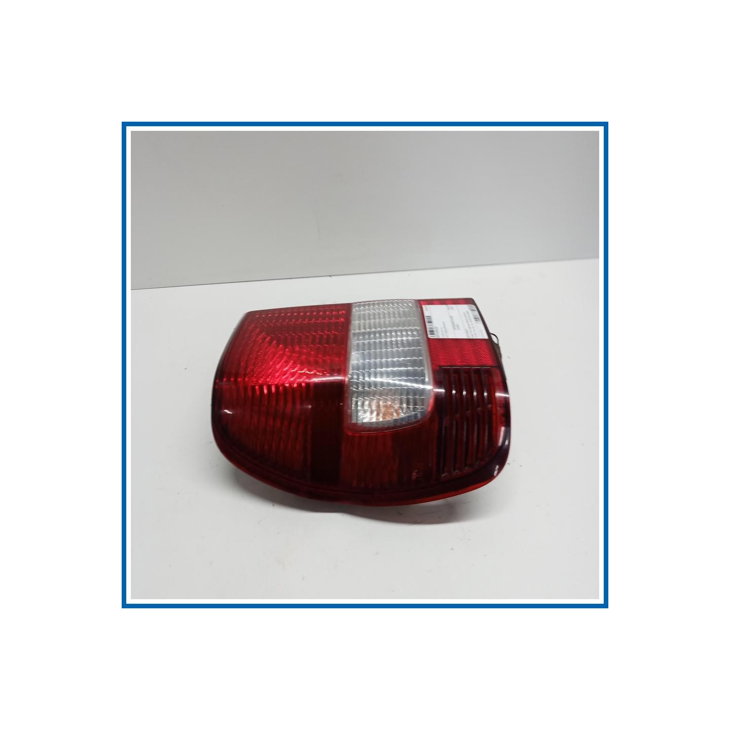 Fanale post. sx. MITSUBISHI Pajero Pinin