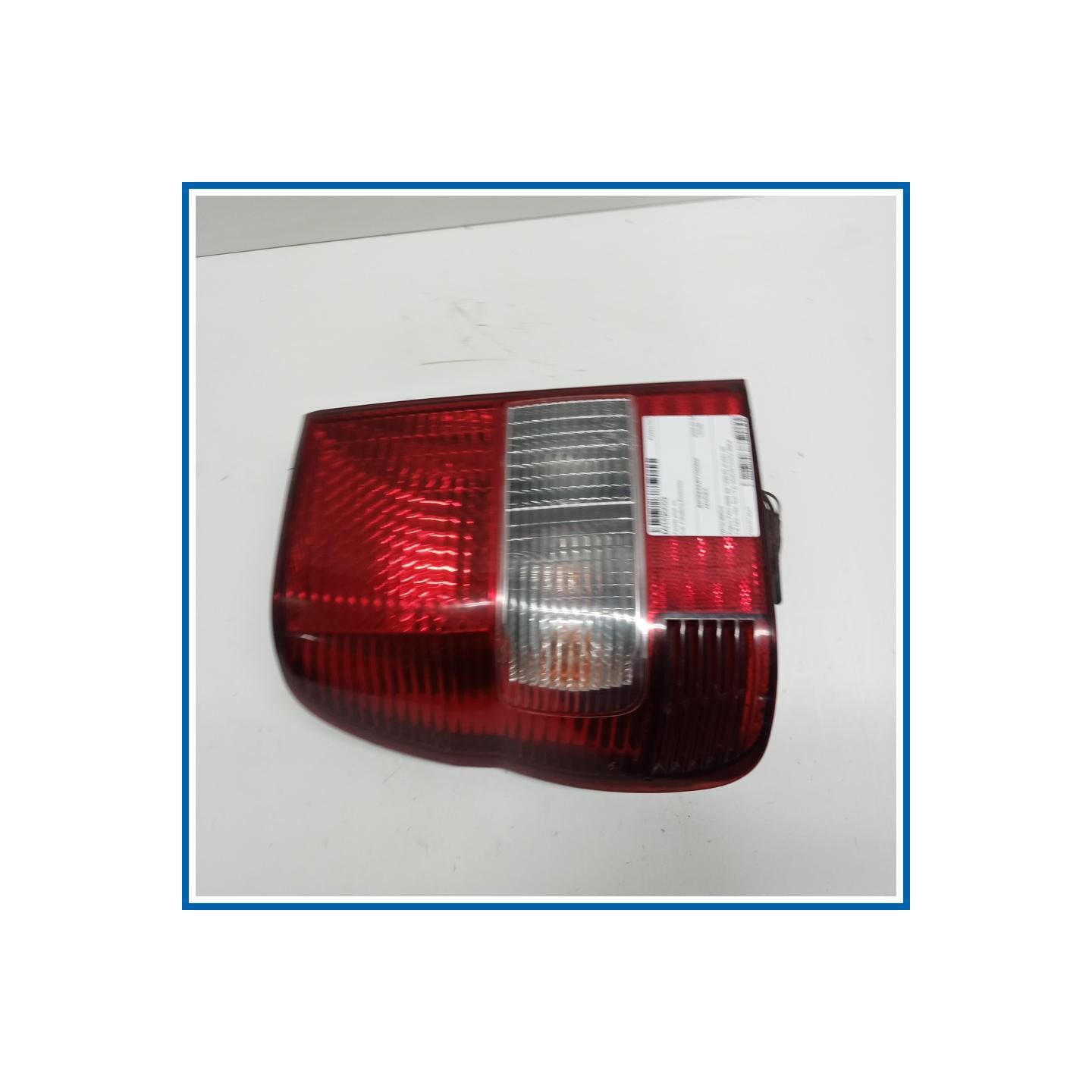 Fanale post. sx. MITSUBISHI Pajero Pinin