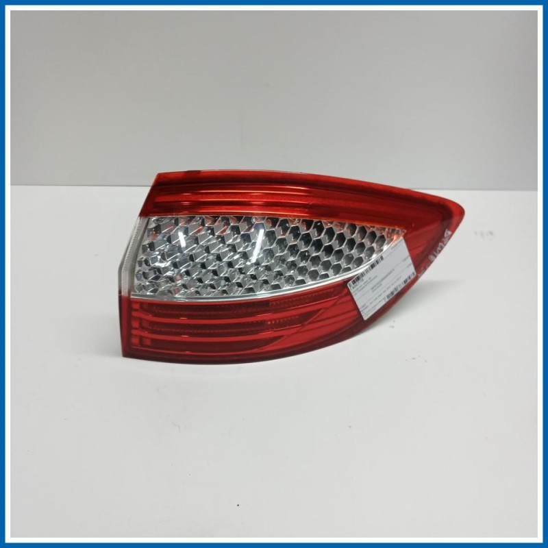 Fanale est. post. dx. FORD Mondeo IV SW