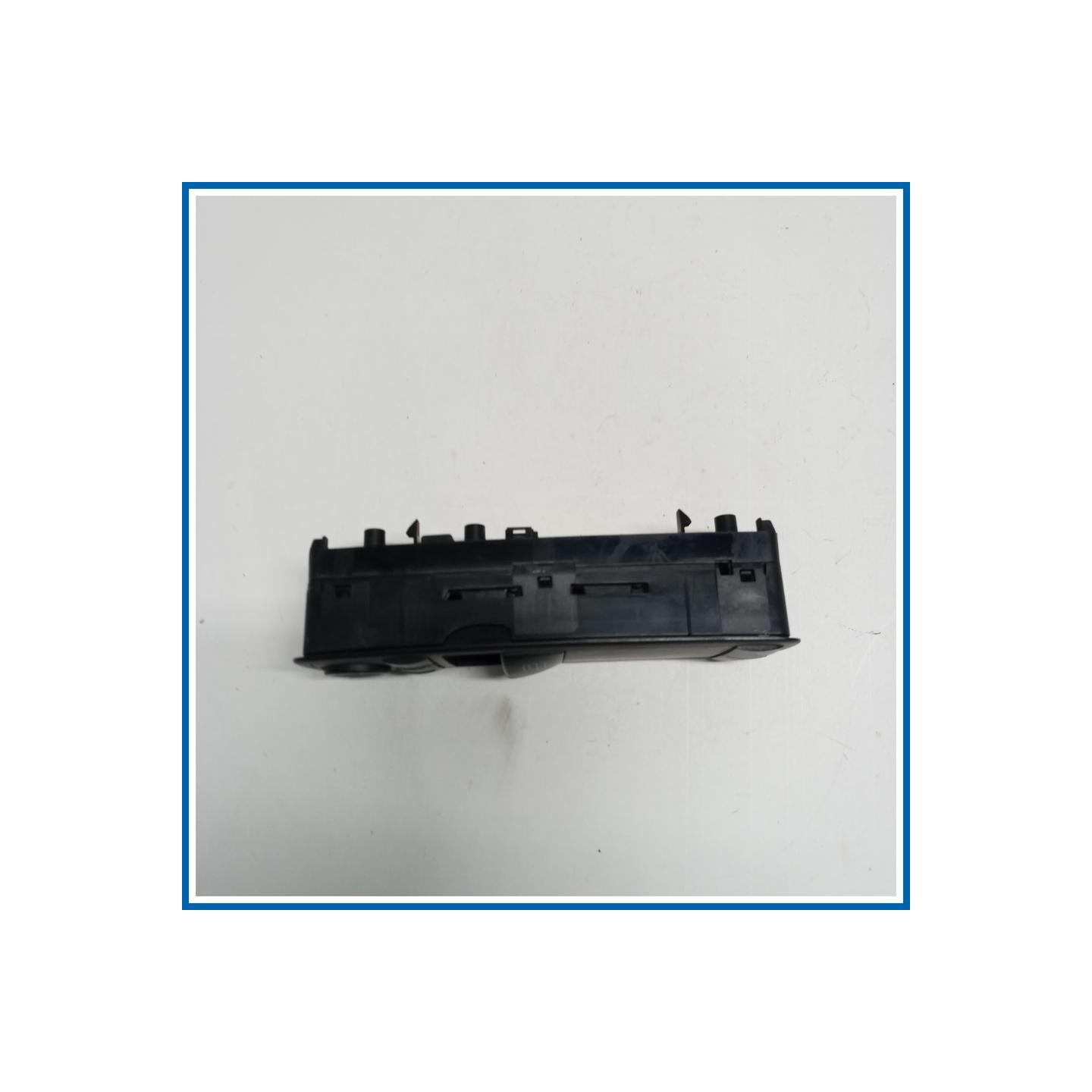 Interruttore alzacristalli ant. sx. MERCEDES Classe A W169