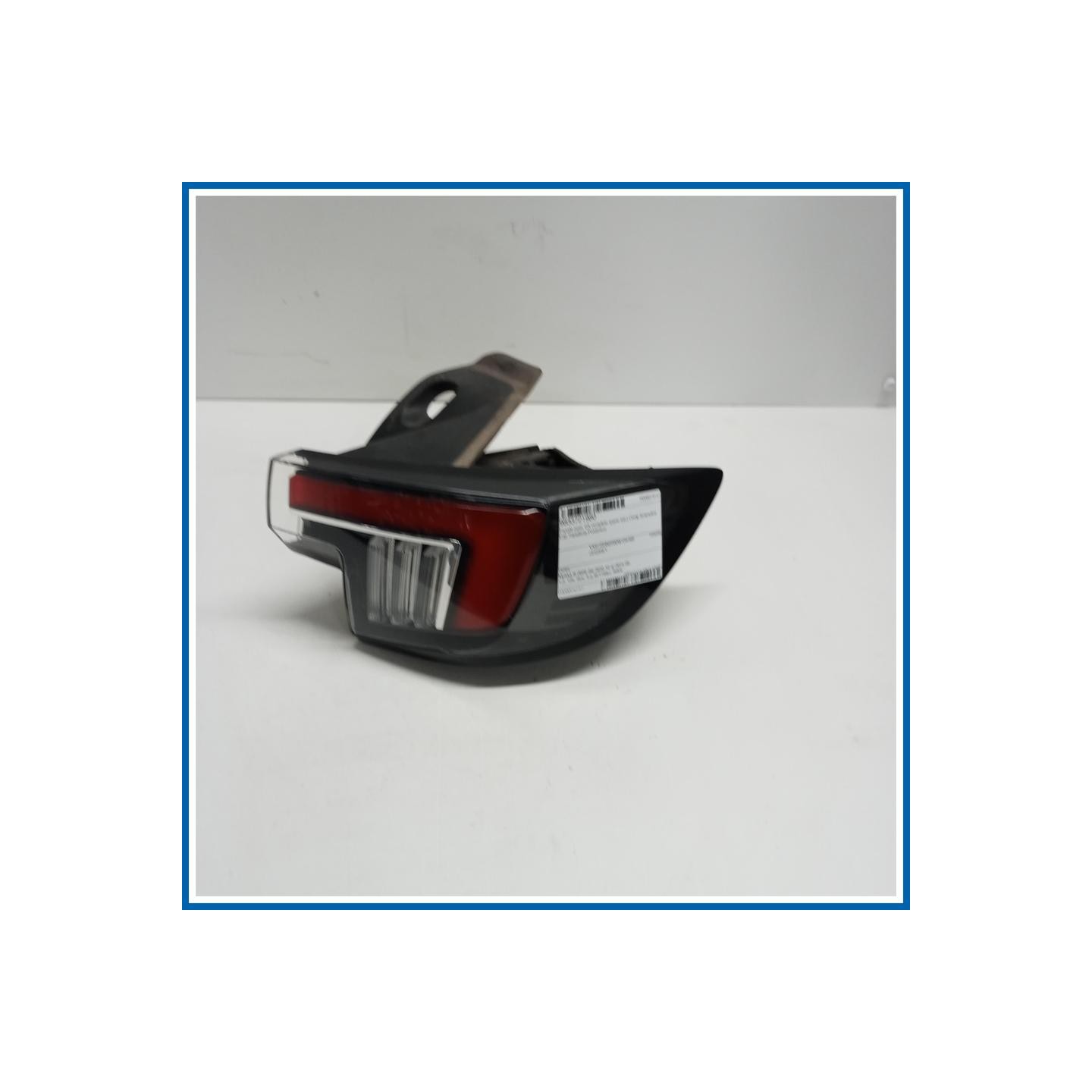 Fanale post. DX completo (parte est.) Comp lampadine OPEL Mokka B