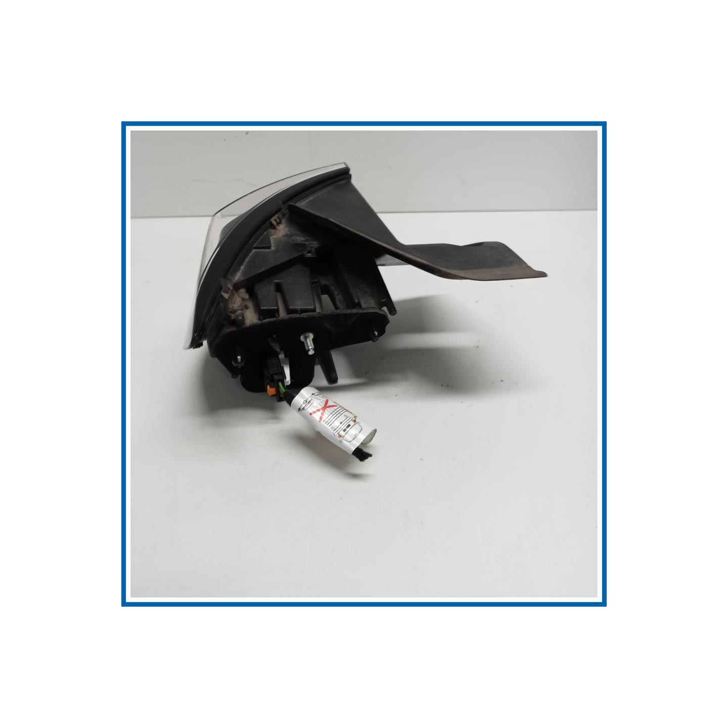 Fanale post. DX completo (parte est.) Comp lampadine OPEL Mokka B