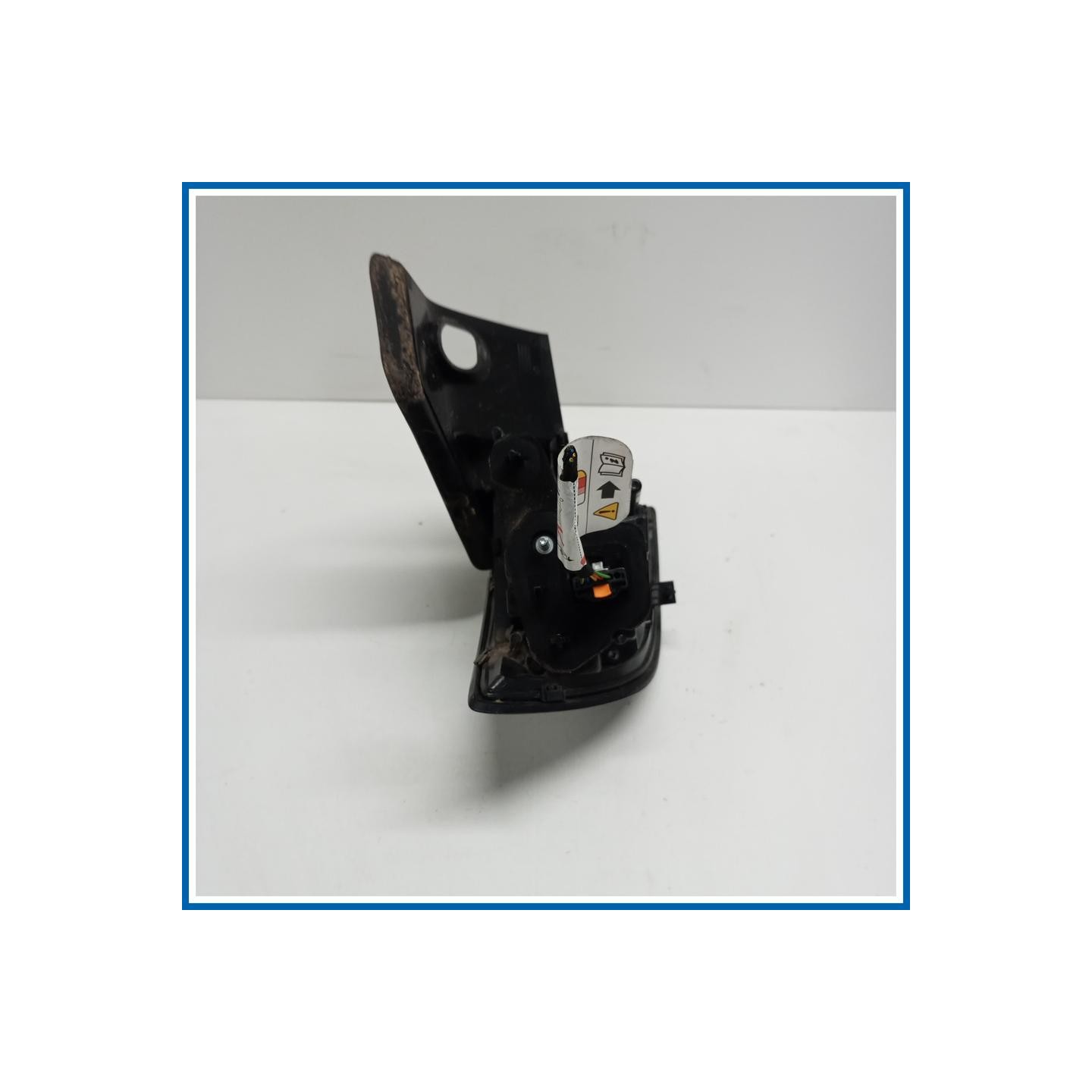 Fanale post. DX completo (parte est.) Comp lampadine OPEL Mokka B