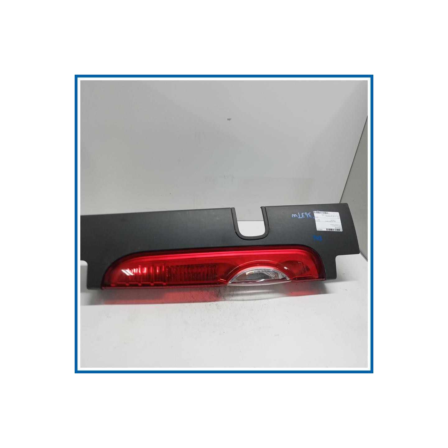 Fanale sup. post. dx. OPEL Vivaro A