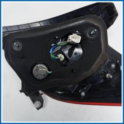 Fanale post. sx. TOYOTA Yaris IV