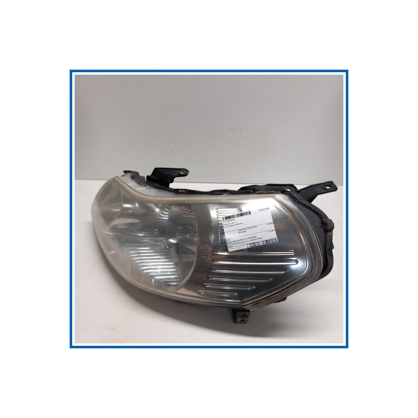 Proiettore ant. sx. FIAT Sedici