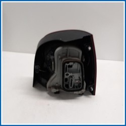 Fanale post. sx. VOLKSWAGEN Polo V