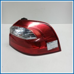 Fanale est. post. dx. KIA Rio III
