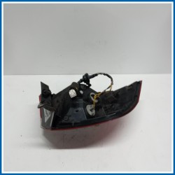 Fanale est. post. dx. KIA Rio III