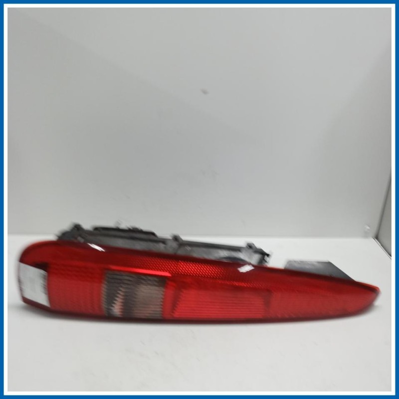 Fanale post. sx. FORD Fusion