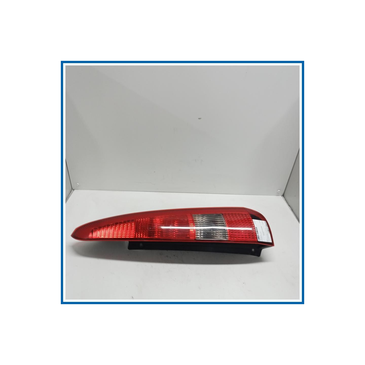 Fanale post. dx. FORD Fusion