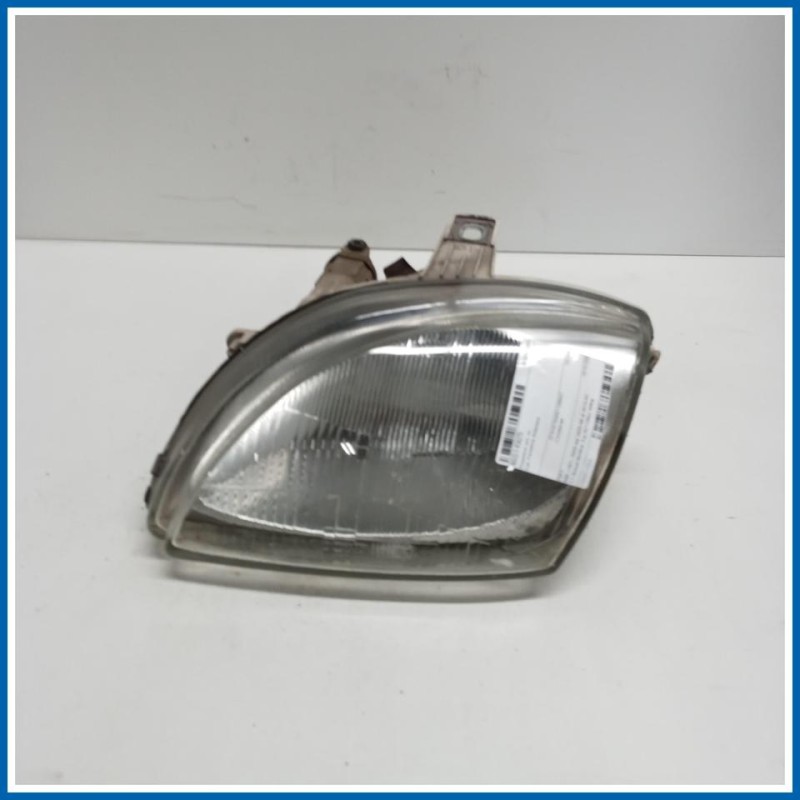 Proiettore ant. sx. FIAT 600 187
