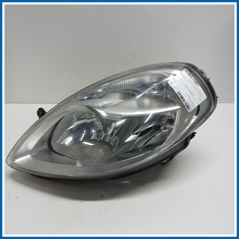 Proiettore ant. sx. LANCIA Ypsilon II