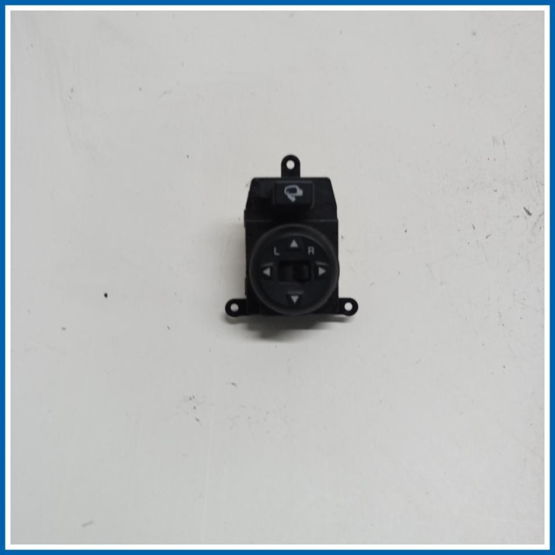 Interruttore regolazione specchio retrovisore est. sx. KIA Rio III